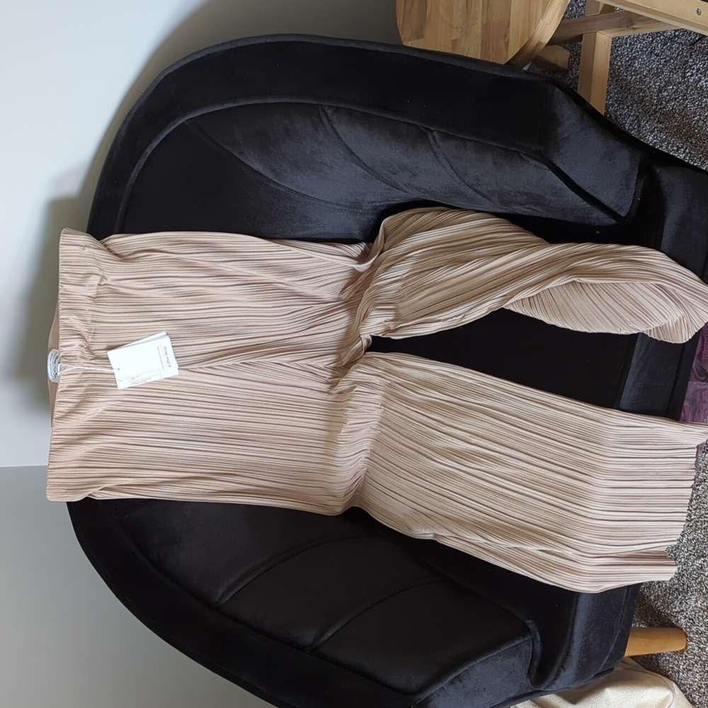 NEW with tags & Other Stories pleated silk beige pants